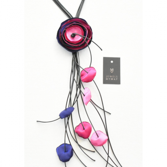 Handmade_necklace_satin_fabric_in_fuchsia_and_purple
